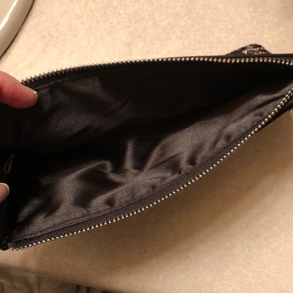 Victoria’s Secret glam clutch - Picture 3 of 4